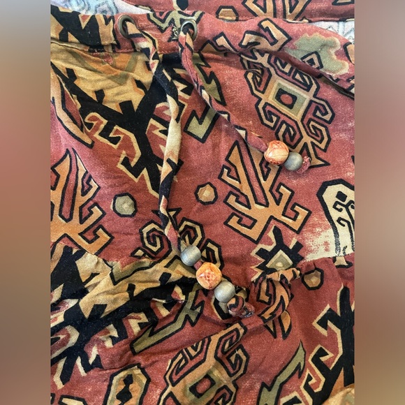 Patterned mini skirt - Picture 3 of 3